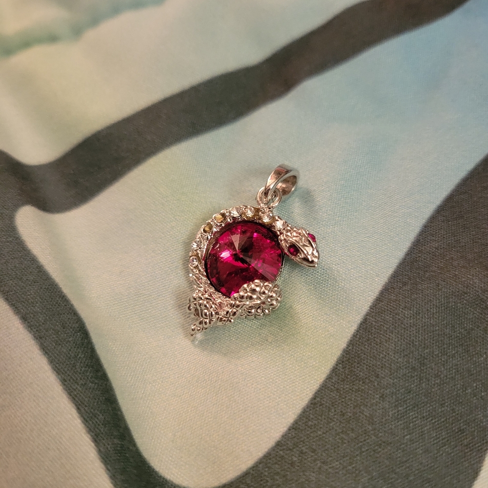 Shiny & Cute Single Snake Pendant